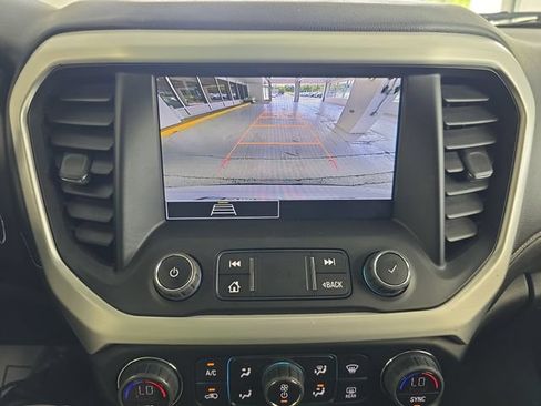Certified 2023 GMC Acadia SLE w/ Driver Convenience Package AWD/4WD image 16