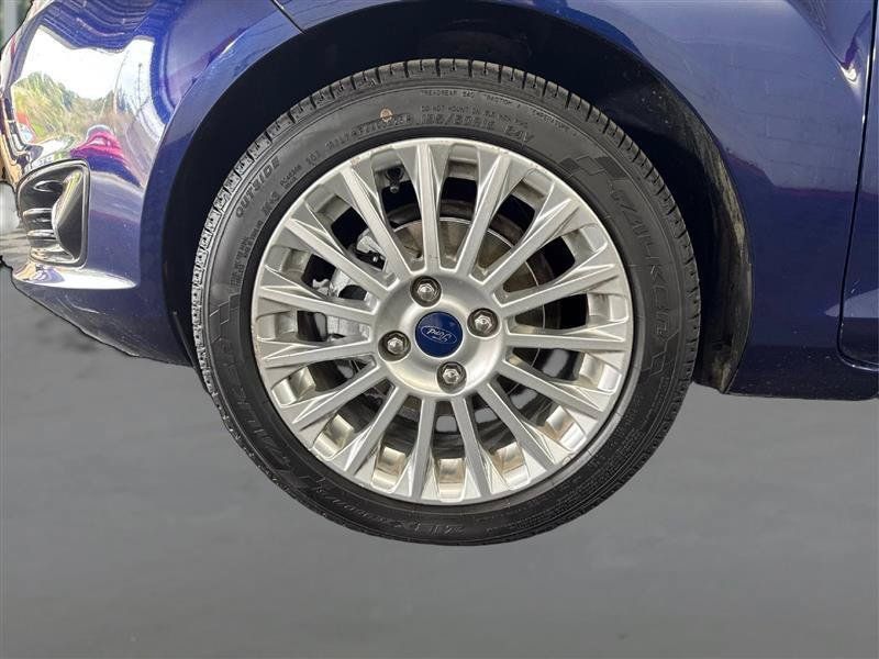 Used 2016 Ford Fiesta Titanium FWD image 22