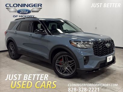 Used 2025 Ford Explorer ST