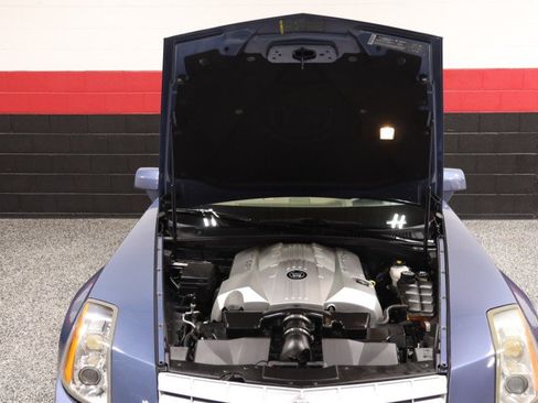 Used 2005 Cadillac XLR RWD image 15