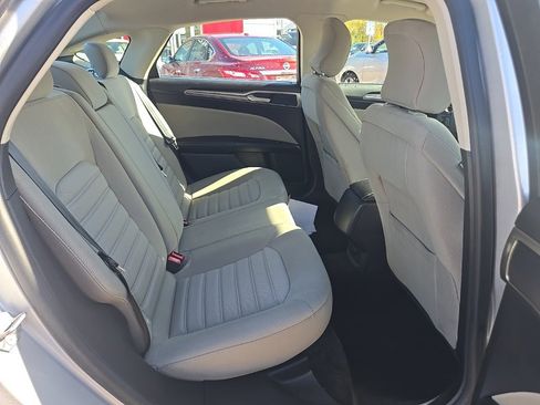 Used 2018 Ford Fusion S image 26