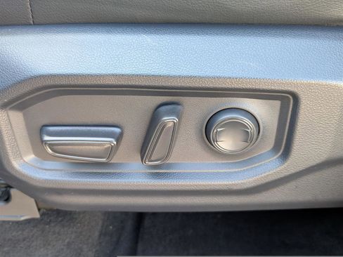 Used 2022 Toyota Tundra SR5 image 20