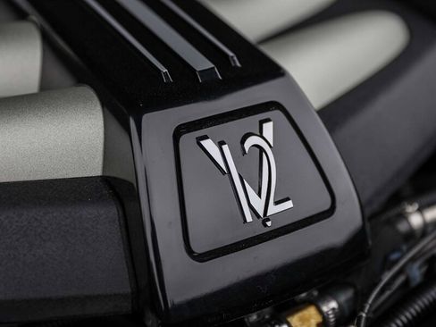 Used 2012 Rolls-Royce Ghost RWD image 43