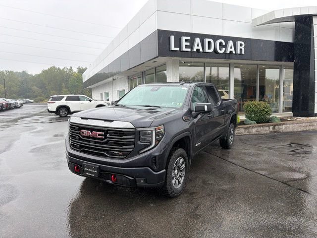 Used 2024 GMC Sierra 1500 AT4 w/ Technology Package AWD/4WD image 1