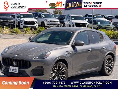 Used 2023 Maserati Grecale Modena AWD/4WD image 1
