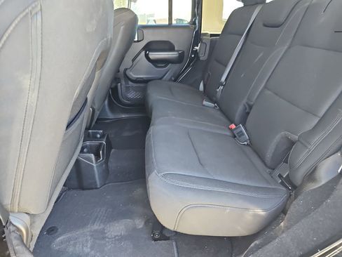 Used 2019 Jeep Wrangler Unlimited Sport S image 15