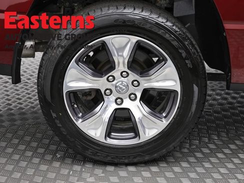 Used 2024 RAM 1500 Laramie RWD image 30