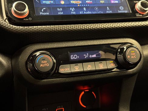 Used 2021 Nissan Kicks SV FWD image 19