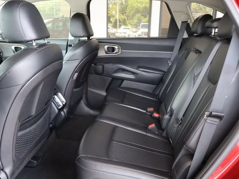 Used 2022 Kia Sorento S w/ Panoramic Sunroof Package AWD/4WD image 41