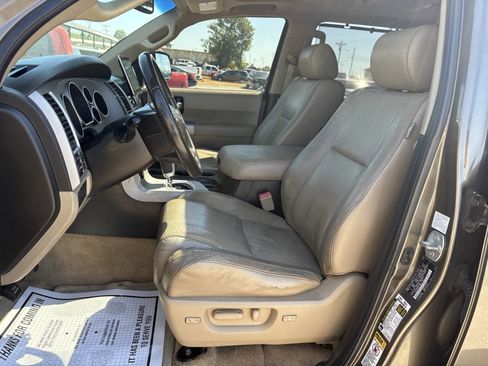 Used 2008 Toyota Sequoia Limited image 23