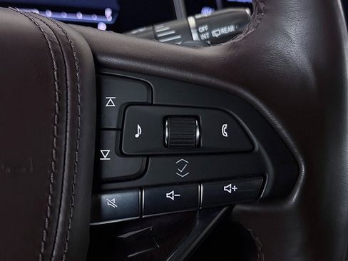 Used 2023 Cadillac Escalade Sport Platinum w/ LPO, ONYX Package image 13