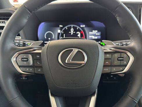 Certified 2025 Lexus GX 550 w/ Accessory Package (2T) AWD/4WD image 32