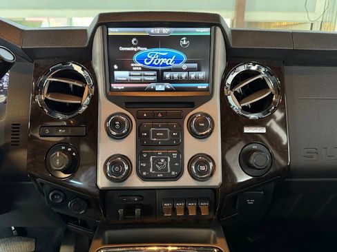 Used 2016 Ford F350 Platinum w/ Platinum Package AWD/4WD image 25