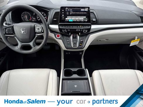New 2026 Honda Odyssey EX-L image 3