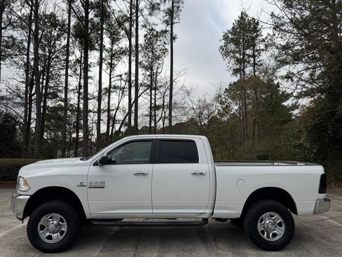 Used 2017 RAM 2500 SLT w/ Luxury Group image 5
