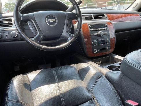 Used 2007 Chevrolet Silverado 1500 LTZ AWD/4WD image 5