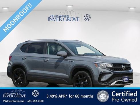 Certified 2023 Volkswagen Taos SE w/ Panoramic Sunroof Package AWD/4WD image 1