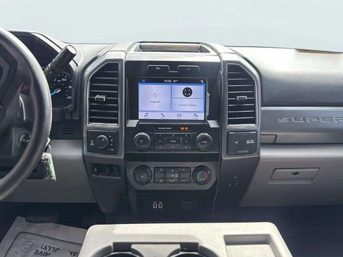Used 2019 Ford F250 XLT w/ XLT Value Package AWD/4WD image 10