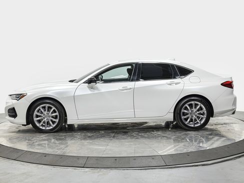 Used 2023 Acura TLX image 2