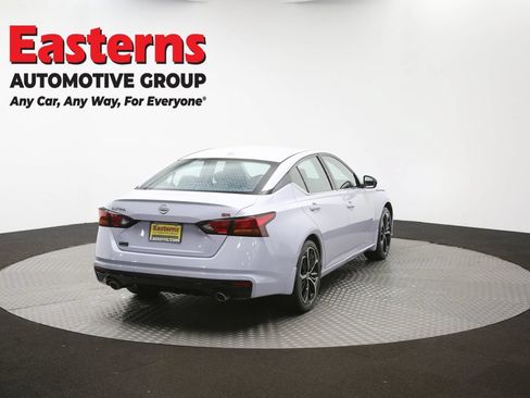 Used 2025 Nissan Altima 2.5 SR w/ SR Premium Package FWD image 40