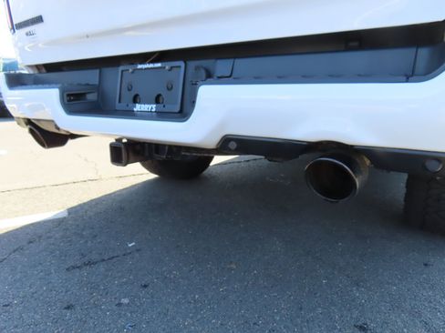 Used 2021 RAM 1500 Big Horn image 9