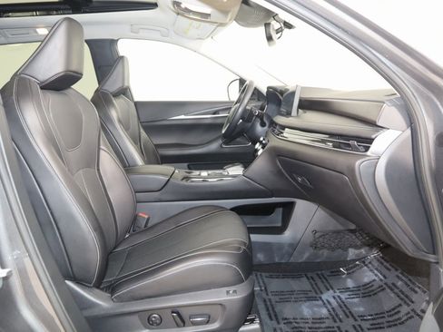 Used 2022 INFINITI QX60 Sensory w/ Cargo Package image 13