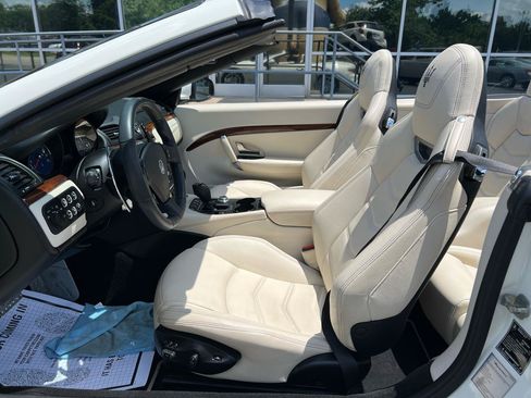Used 2019 Maserati GranTurismo Sport RWD image 11
