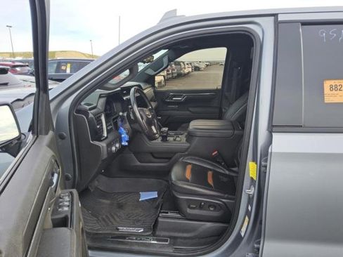 Used 2023 GMC Sierra 1500 AT4 w/ AT4 Premium Package AWD/4WD image 16