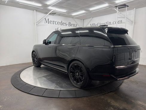 Used 2025 Land Rover Range Rover Long Wheelbase SE image 5