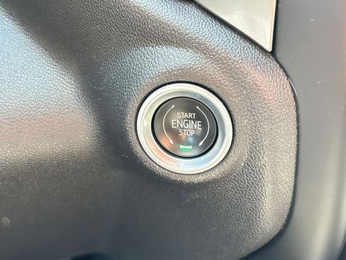 Used 2021 Chevrolet Silverado 1500 LT Trail Boss w/ Bed Protection Package image 26