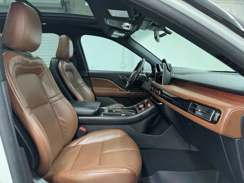 Used 2021 Lincoln Aviator Reserve w/ Equipment Group 208A RWD image 11