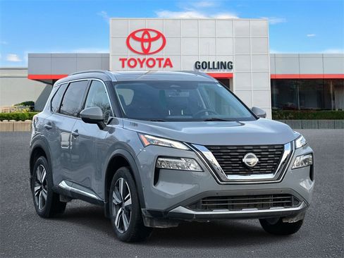 Used 2023 Nissan Rogue SL w/ SL Premium Package image 7