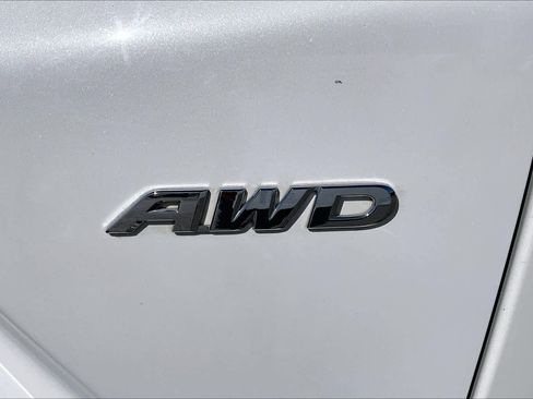 Used 2020 Honda CR-V Touring image 10