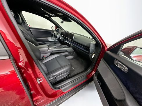 Used 2024 Hyundai Ioniq 6 SEL image 31