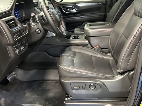 Used 2023 Chevrolet Tahoe RST w/ Luxury Package AWD/4WD image 5