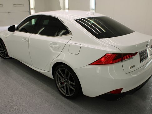 Used 2019 Lexus IS 350 F Sport image 27