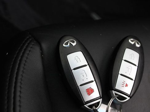 Used 2017 INFINITI QX50 2WD w/ Premium Plus Package image 28