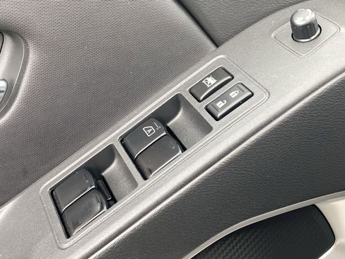 Certified 2023 Nissan Frontier SV RWD image 27