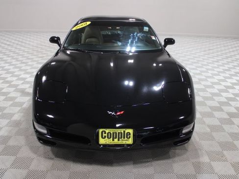 Used 2001 Chevrolet Corvette Coupe w/ Preferred Equipment Group1 RWD image 4