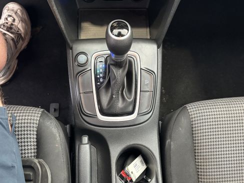 Used 2020 Hyundai Kona SE FWD image 15