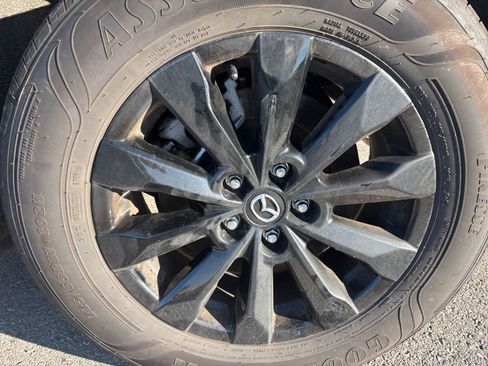 Used 2025 MAZDA CX-50 AWD 2.5 S w/ Premium Package image 32