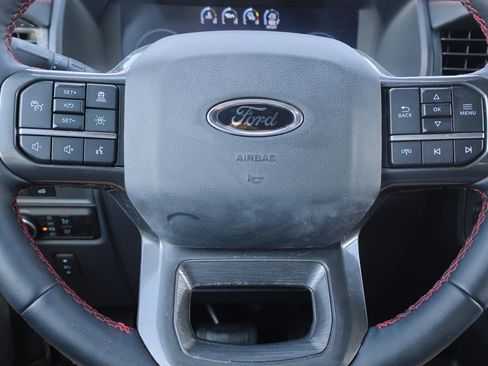 Certified 2024 Ford Expedition Limited image 20