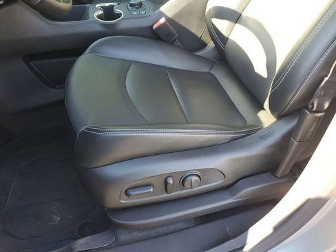 Used 2024 GMC Terrain SLT w/ LPO, Floor Liner Package AWD/4WD image 14