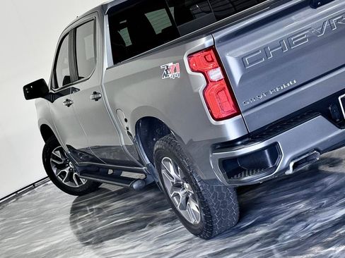 Used 2020 Chevrolet Silverado 1500 RST AWD/4WD image 13