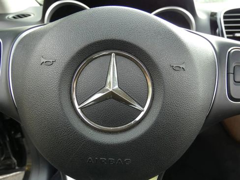 Used 2016 Mercedes-Benz GLE 350 w/ Premium Package image 72