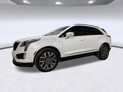 Certified 2023 Cadillac XT5 Sportv w/ Technology Package AWD/4WD image 36