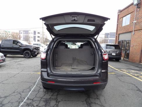 Used 2015 Chevrolet Traverse LS image 9