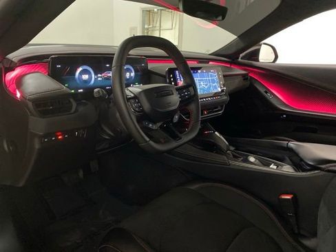 Used 2024 Dodge Charger Daytona Scat Pack w/ Plus Group AWD/4WD image 18