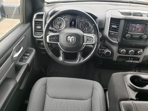 Used 2022 RAM 1500 Big Horn AWD/4WD image 15
