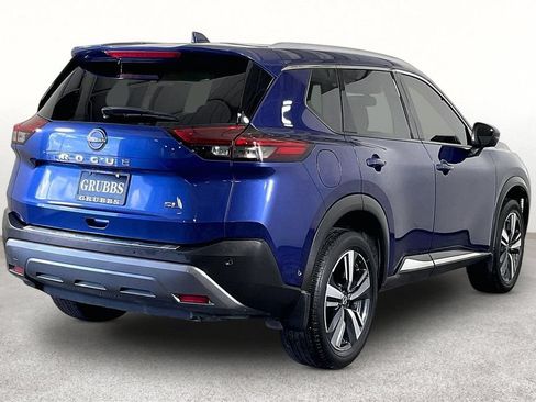 Used 2023 Nissan Rogue SL w/ SL Premium Package FWD image 2